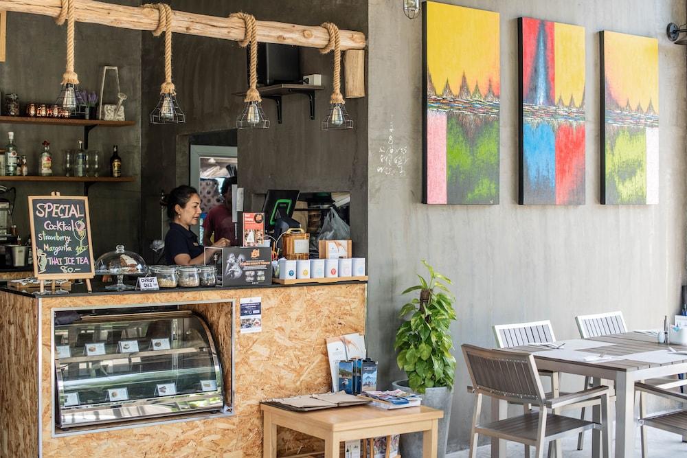 Roost Glamping Hotel Phuket