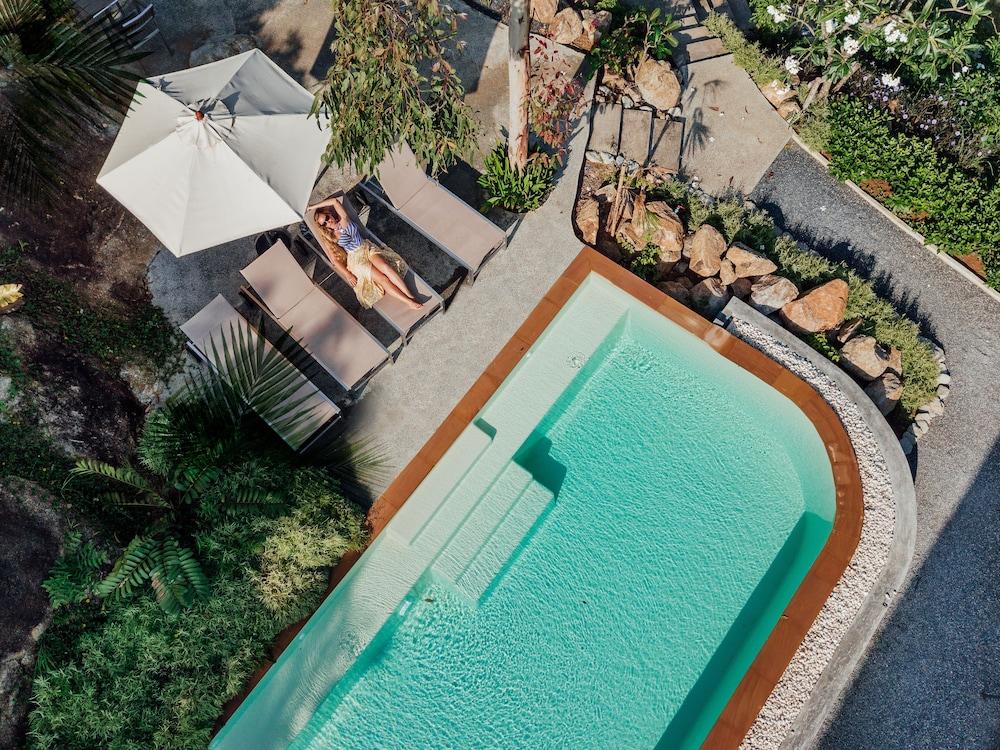 Roost Glamping Hotel
